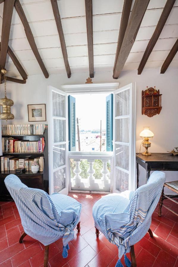 Traditional House Under The Clock Tower With Sweet View Poros Town Exterior photo