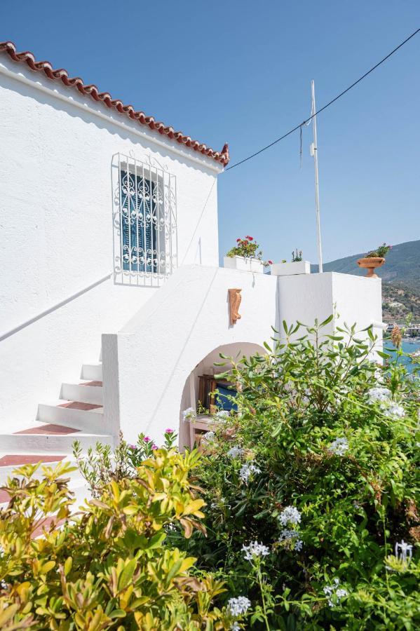 Traditional House Under The Clock Tower With Sweet View Poros Town Exterior photo